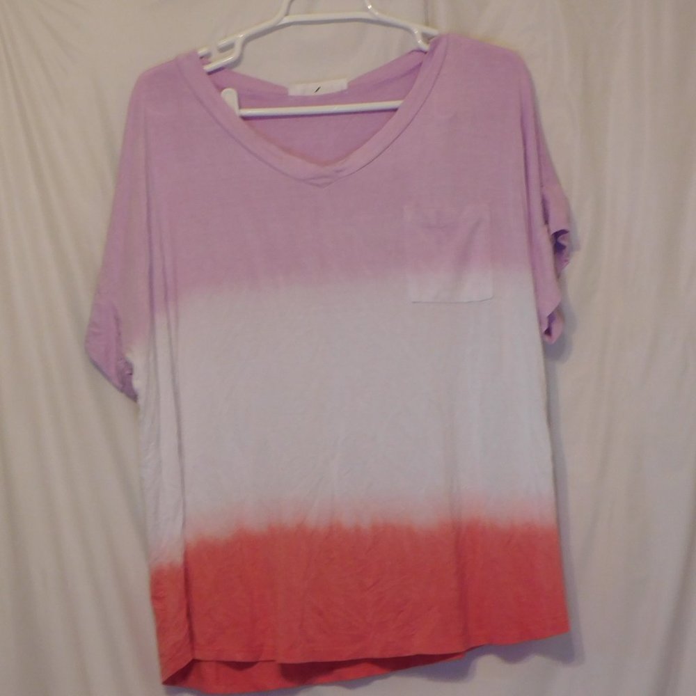 Raw Edge Umbre Women's Tshirt NWT Large